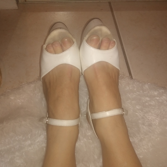 FunTasma 5" Platform Ankle Strap Heels - Picture 10 of 15